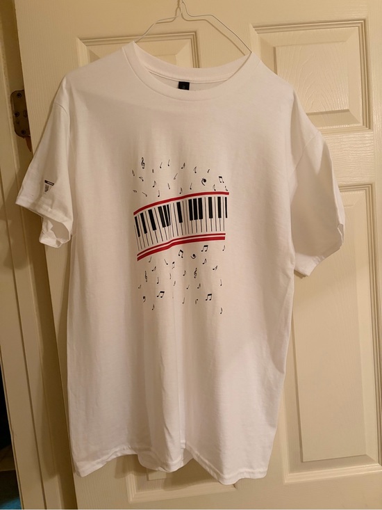 Gildan Other - *BRAND NEW* Large White Gildan White Heavy Cotton Piano Music T‑Shirt